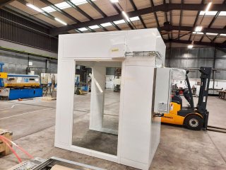 Hosokawa Micron (Runcorn, Cheshire): Laminated Acoustic Glass For a Booth With Soundproofing