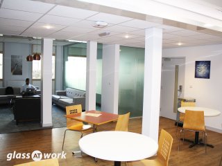 Queen Elizabeth Hospital (King's Lynn, Norfolk): Glass Partitioning
