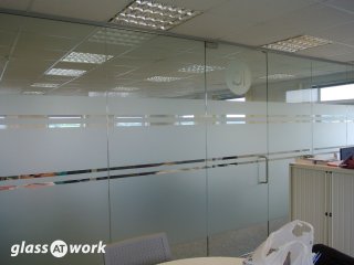 Laurence Associates (Truro, Cornwall): Glass Office Partition