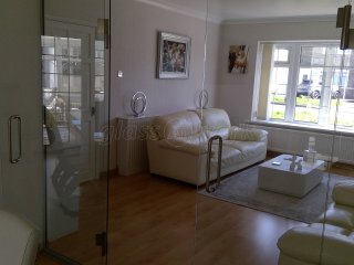 Domestic Project (Hull, East Riding of Yorkshire): Frameless Glass Partition