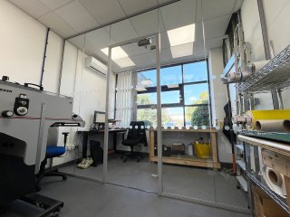 PrintedEasy (Letchworth, Hertfordshire): Inline Glass Office Partition With Acoustic Glazing