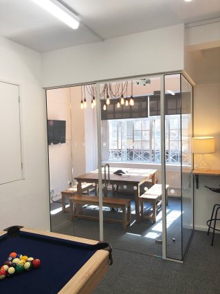 Purr Group (Fitzrovia, London): Acoustic Glazed Corner Room With Framed Door