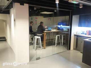 Wirewax Ltd (Camden, London): Small Glass Partition
