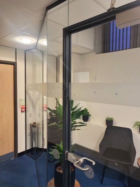 Bla Translation (BroLlangefni, Sir Ynys Mon): Toughened Glass Office Partition - Fully Installed