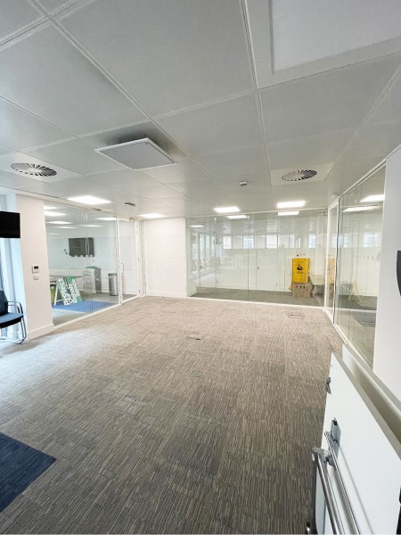 Chartered Society of Physiotherapy (Holborn, London): Double Glazed Glass Offices With Acoustic Glazing