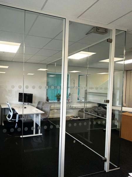 Echo Web Solutions (Peterborough, Cambridgeshire): Toughened Glass Office