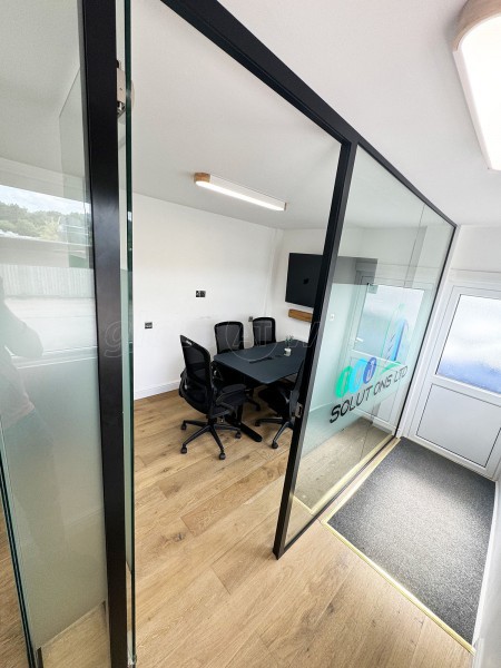 FMJ Solutions (Reading, Berkshire): Glass Corner Office Pod With Window Film