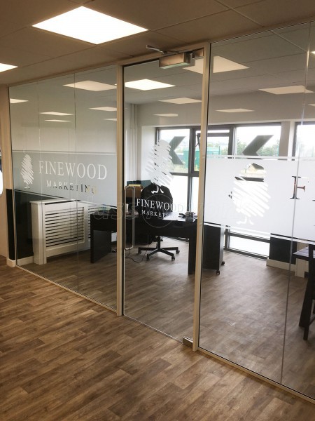 Finewood Marketing [UK] Ltd (Chesterfield, Derbyshire): Toughened Glass Office Walls & Doors