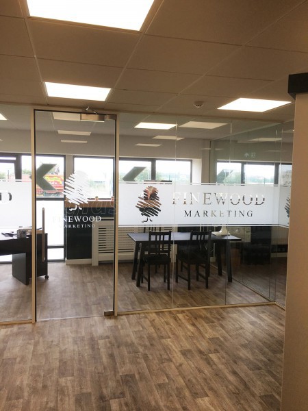 Finewood Marketing [UK] Ltd (Chesterfield, Derbyshire): Toughened Glass Office Walls & Doors