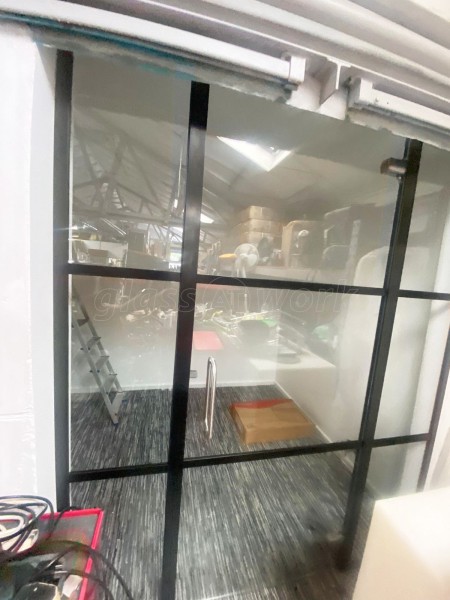 JC Cleaning Services (Reading, Berkshire): T-Bar Aluminium Black Framed Glass Door and Side Panels