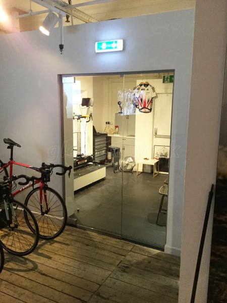 HDI Ltd (Northern Quarter, Manchester): Small Glass Screen in a Retail Outlet