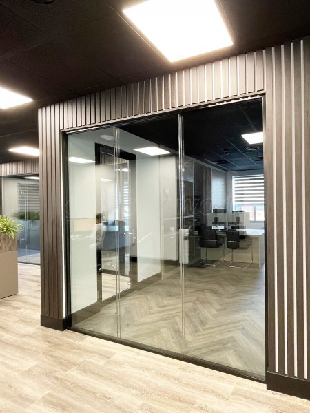 My Build Estimate (Northampton, Northamptonshire): Double Glazed Acoustic Glass Office Partitions