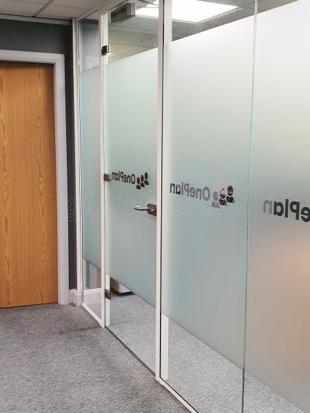 OnePlan Business Solutions (Ormskirk, Lancashire): Acoustic Glass Office Partitioning With Bespoke Film Design