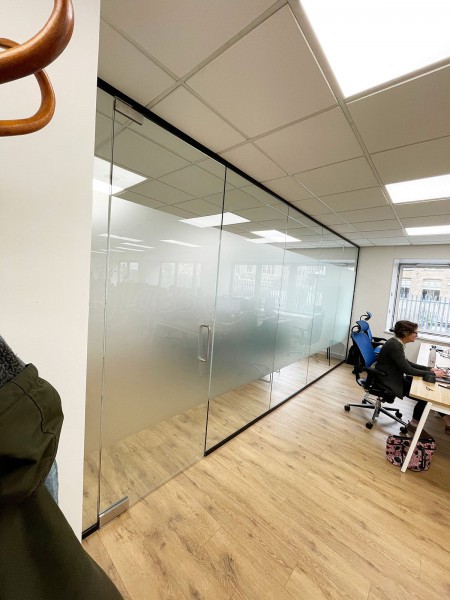 PG RePurpose (London, Greater London): Multiple Glass Office Installations