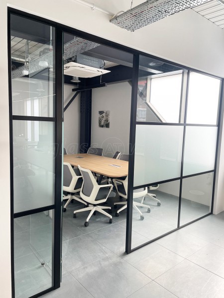 PG RePurpose (London, Greater London): Multiple Glass Office Installations