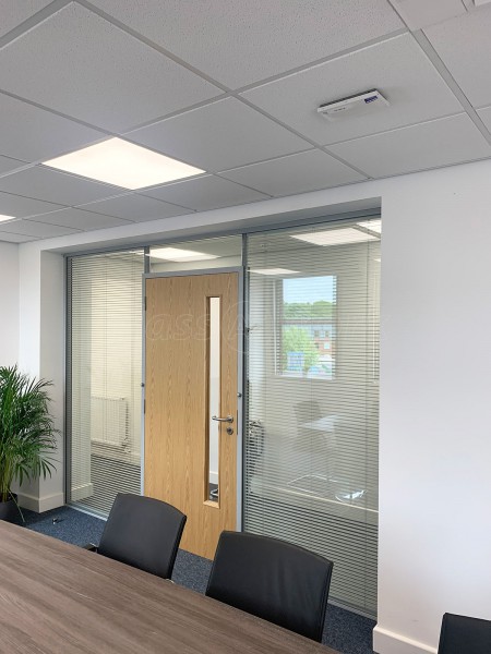 Parsons Contracting (Chesterfield, Derbyshire): Double Glazed Glass Office Partitions With Blinds