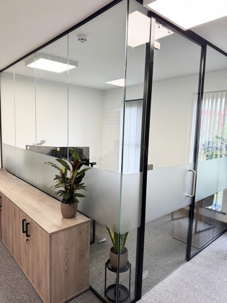 SHJ (Rotherham, South Yorkshire): Multiple Acoustic Glass Partition Offices