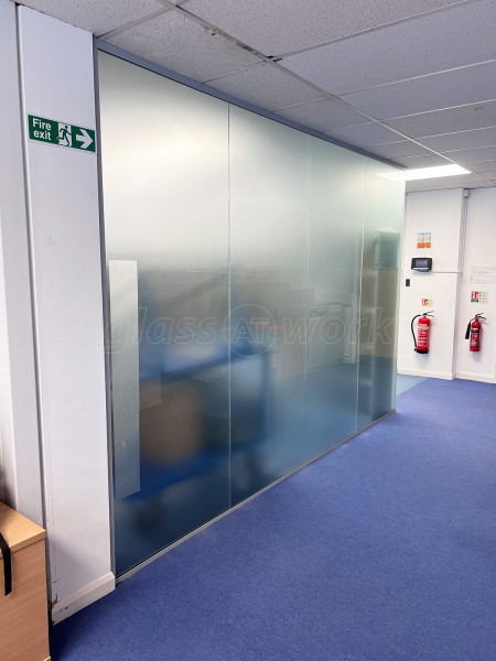 TT Electronics (Fairford, Gloucestershire): Frameless Glass Partitioning