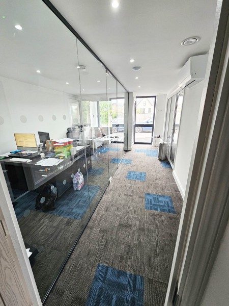 Tanners Homes (Epping Forest, Essex): Toughened Glass Office Partition