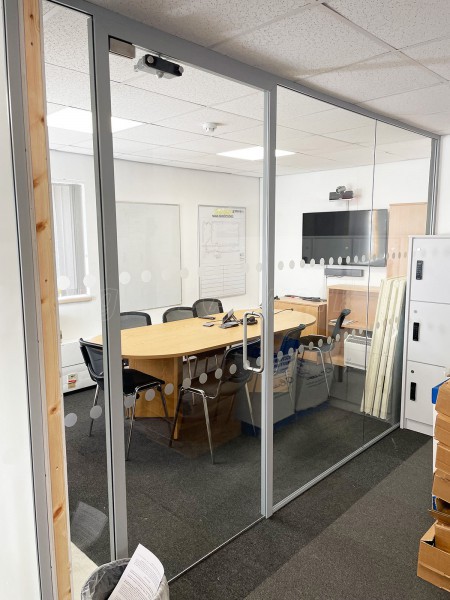 Taylors Supplies (Newcastle upon Tyne, Tyne and Wear): Acoustic Glass Office Partitions