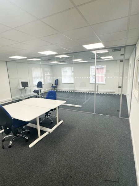 Trinity Facilities Management (Warrington, Cheshire): Frameless Glass Office Partitioning With Acoustic Glazing