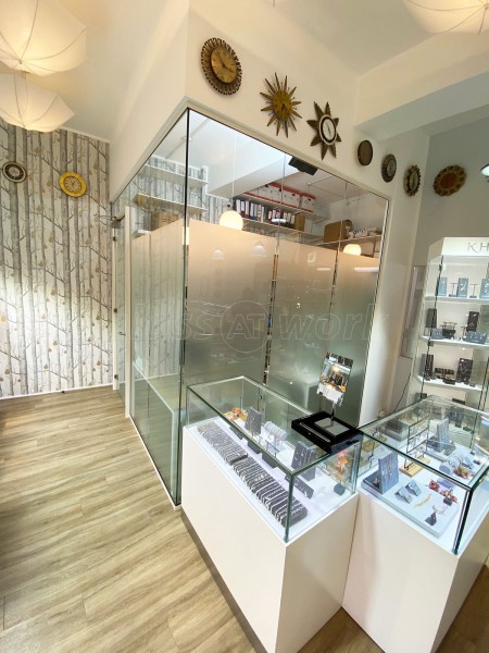 Wilde Jewellery (Hitchin, Hertfordshire): Retail Shop Glass Room