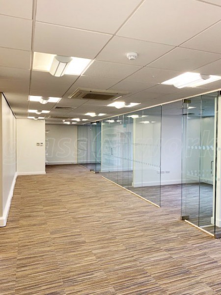 Acorn Commercial Interiors (Southfields, Leicester): Multiple Office Fronts Using Frameless Toughened Glass Partitions