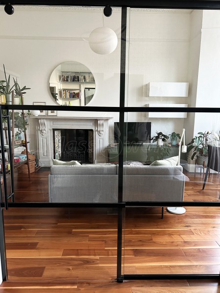 Domestic Project (Chelsea, London): T-Bar Grid Pattern Glass Sliding Door and Side Panel