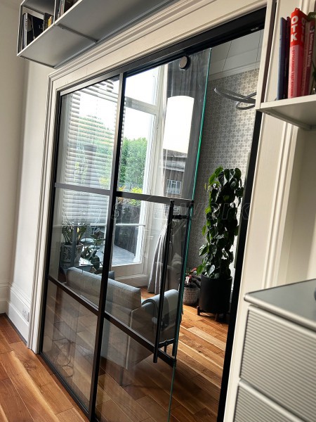 Domestic Project (Chelsea, London): T-Bar Grid Pattern Glass Sliding Door and Side Panel