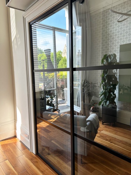 Domestic Project (Chelsea, London): T-Bar Grid Pattern Glass Sliding Door and Side Panel