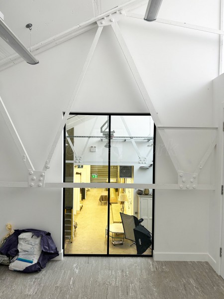 Cox Workshops (Tottenham, London): Paneled Acoustic Glass Office Partition Fitout