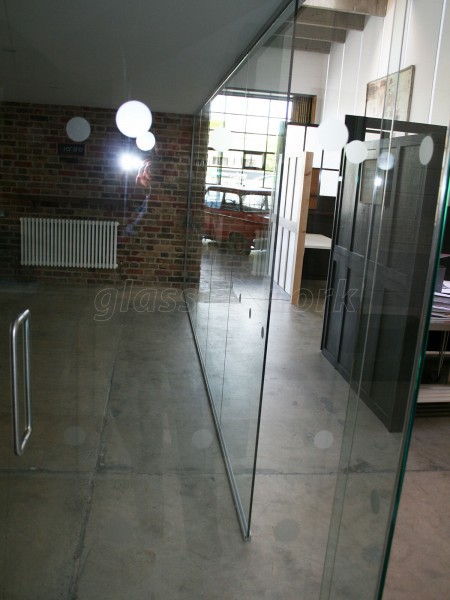 Baines Group (Leigh on Sea, Essex): Glass Office Walls For Industrial Building