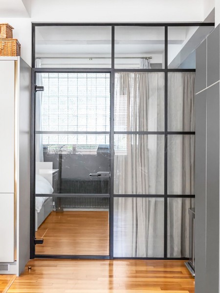 Domestic Project (Bethnall Green, London): T-Bar Banded Glazing