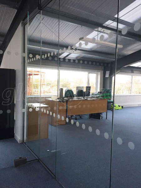 Hamlet Homes (Chichester, West Sussex): Frameless Glazed Walls With A Transom Bar At The Ceiling