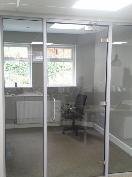 Herts Landscapes Ltd (Welwyn Garden City, Hertfordshire): Acoustic Glass Office Screen Pod With Framed Door