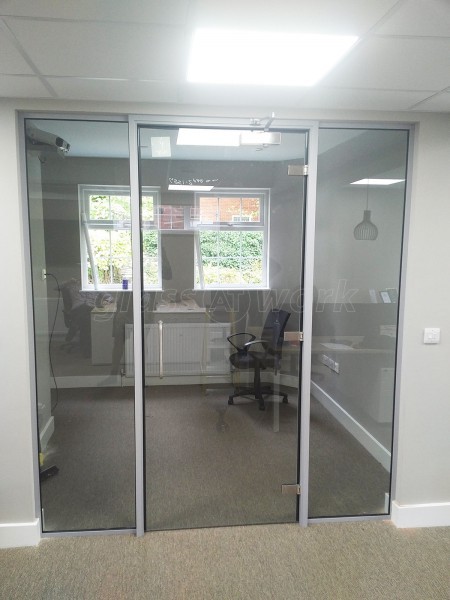 Herts Landscapes Ltd (Welwyn Garden City, Hertfordshire): Acoustic Glass Office Screen Pod With Framed Door
