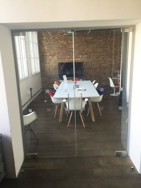 Hiveworks Ltd (Clerkenwell, London): Glass Double Doors