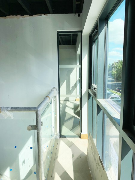 Lilleker Bros Ltd (Rotherham, South Yorkshire): Acoustic Glass Partition with Double Glazed Door Leaf