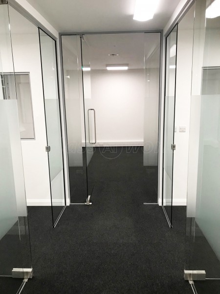 LS Studio London Ltd (Blackfriars, London): Commercial Glass Office Installation