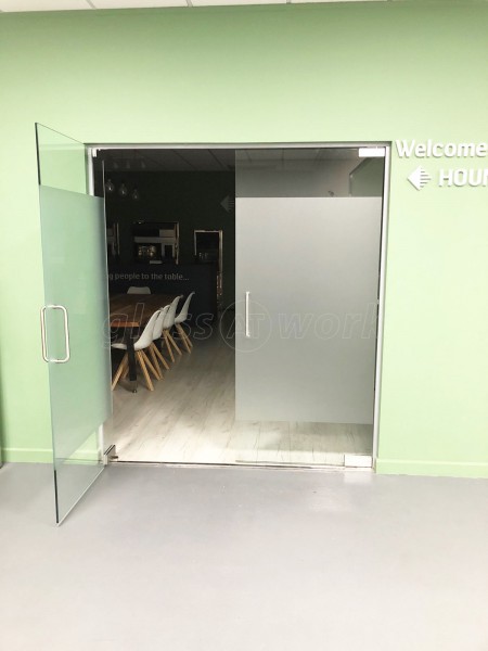 MIDDLEBY UK (Warrington, Lancashire): Toughened Glass Open Ended Partition & Double Frameless Glass Doors