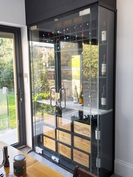 Wine Room (Surbiton, London): Frameless Glass Wine Room