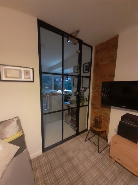 Domestic Project (Maidenhead, Berkshire): T-Bar Black Framed Glass Door and Side Panel