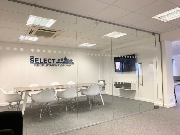 Frameless Single Glazed Glass Partitions