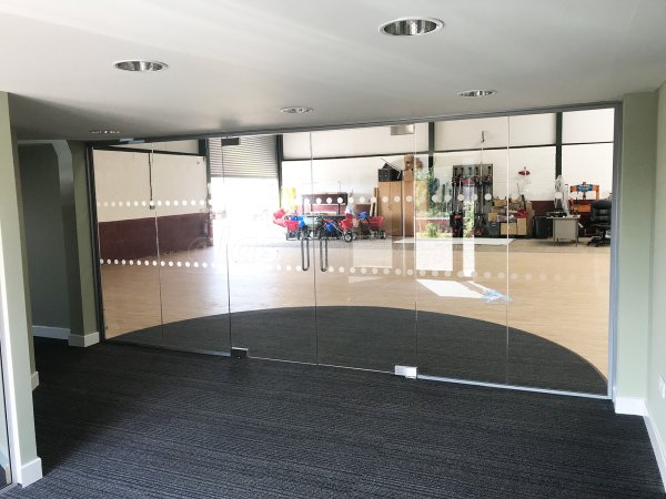 G.Harrison Buildrite Leicester Ltd (Peckleton, Leicestershire): Glass Office Wall With Frameless Glass Double Doors
