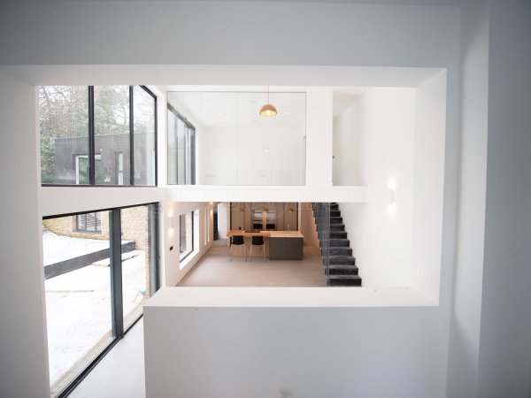Ashbrook Homes (Pangbourne, Berkshire): Clear Frameless Acoustic Glazing On A Mezzanine