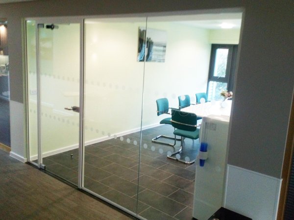 St Andrews Hospice (Grimsby, Lincolnshire): Meeting Room Glass Office Screen And Door