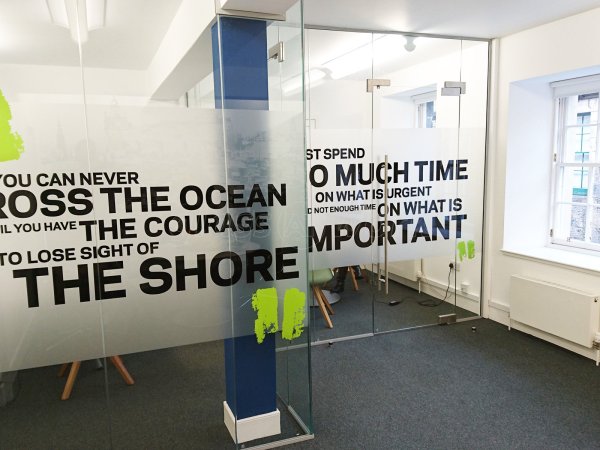 Frameless Single Glazed Glass Partitions