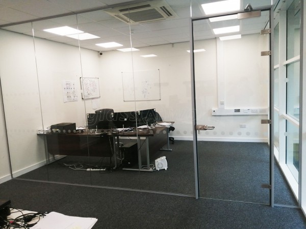 24|7 Home Rescue (Burnley, Lancashire): Office Frameless Glass Wall With Soundproof Glazing