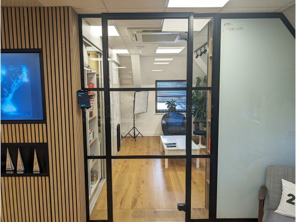 2LK Design (Farnham, Surrey): Industrial Style Glass Door and Side Panels