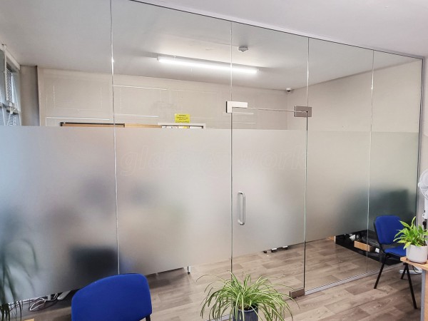 AMC Motorhomes (Hailsham, East Sussex): Glass Partition With Door and Overpanel